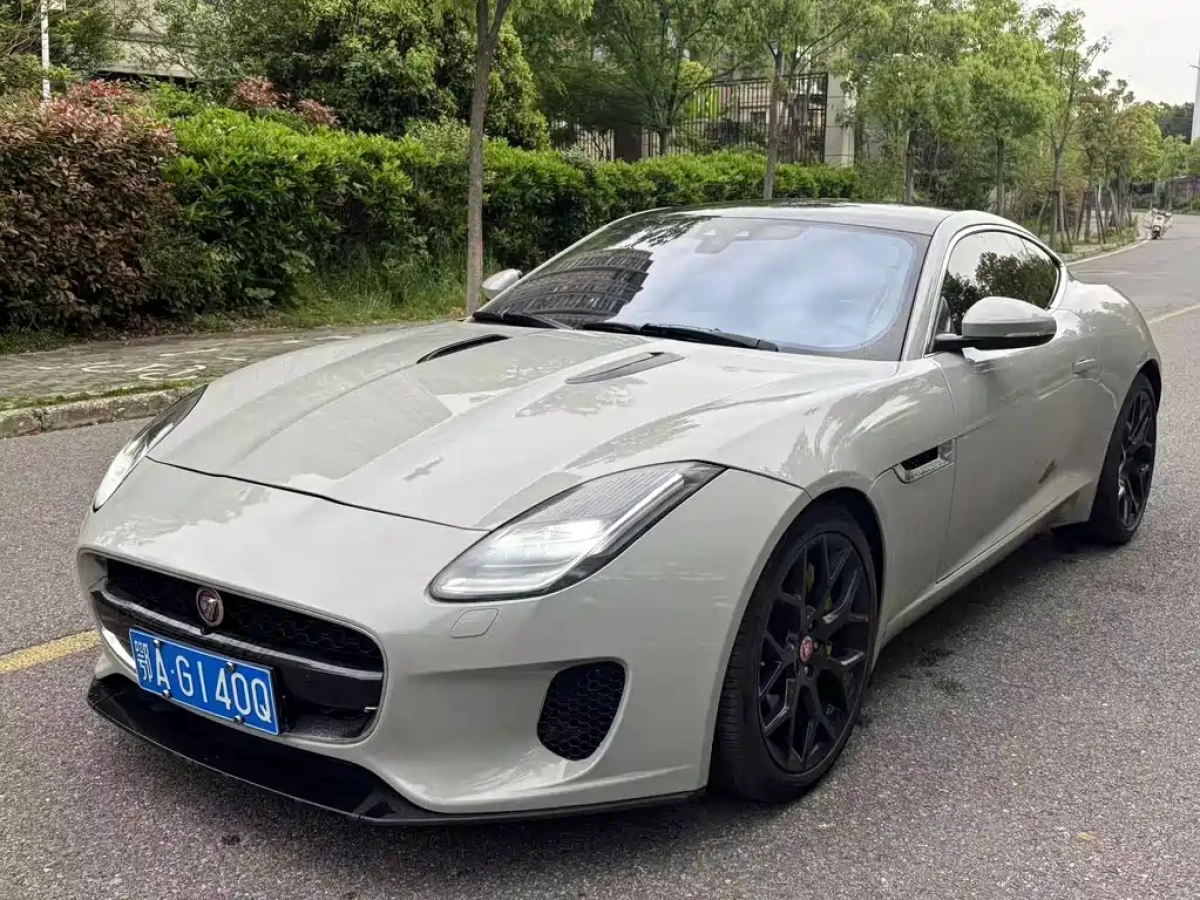JAGUAR F-TYPE  2019