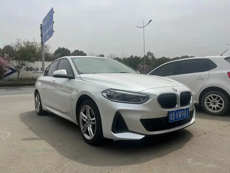 BMW 1-SERIES