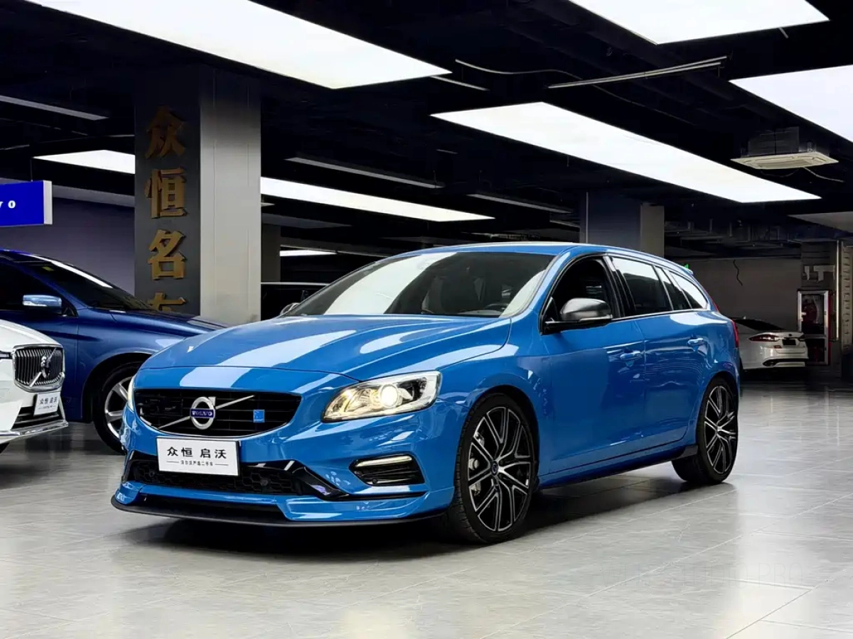 VOLVO V60  2019