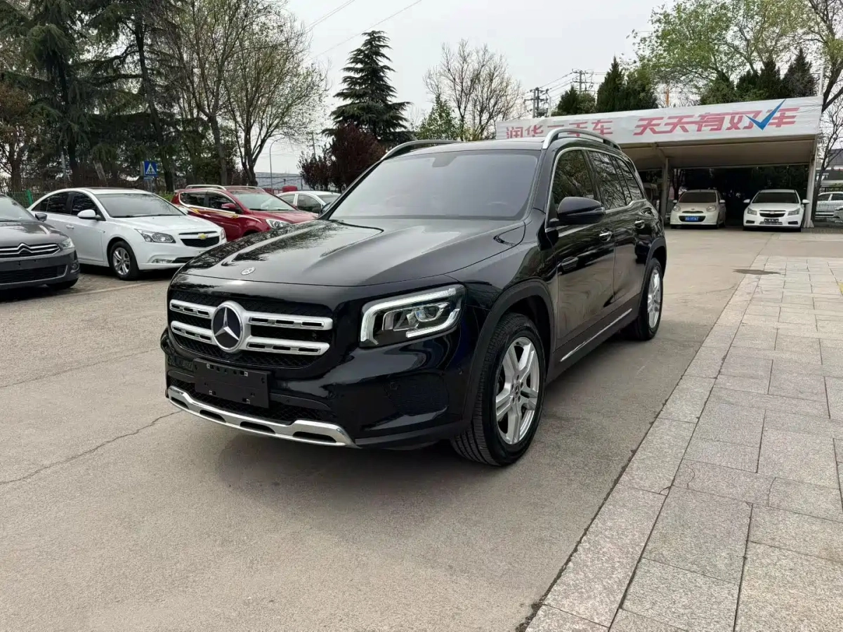 MERCEDES-BENZ GLB  2021