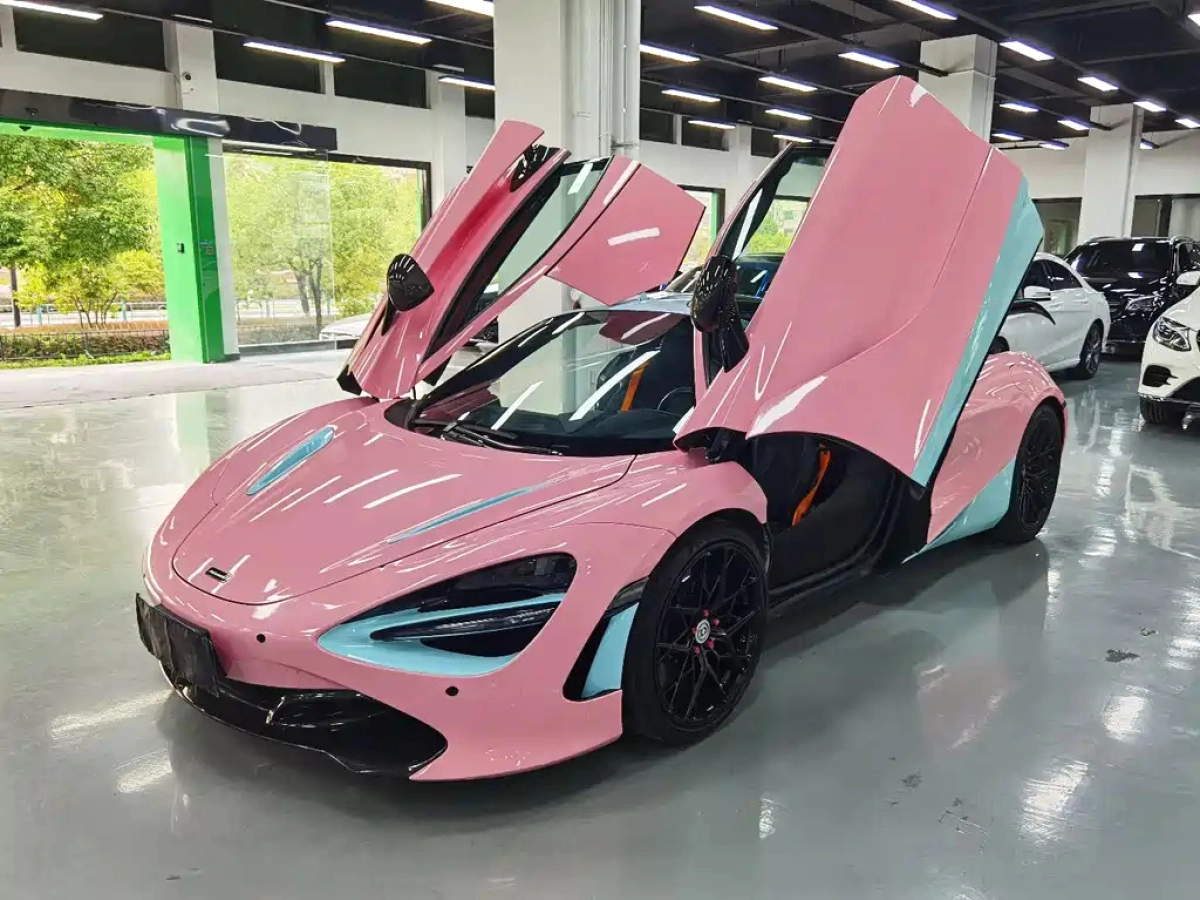 MCLAREN 720S  2019