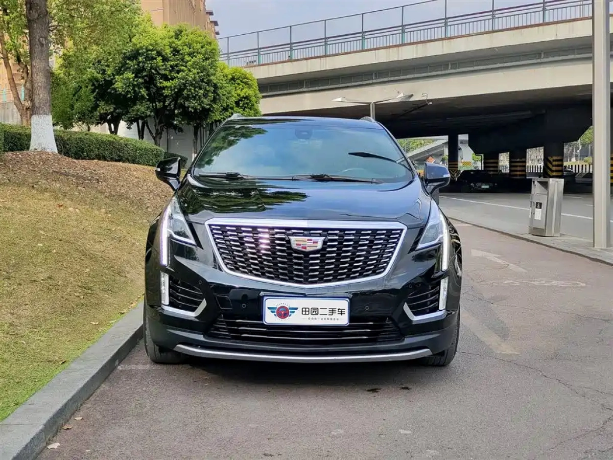 CADILLAC XT5