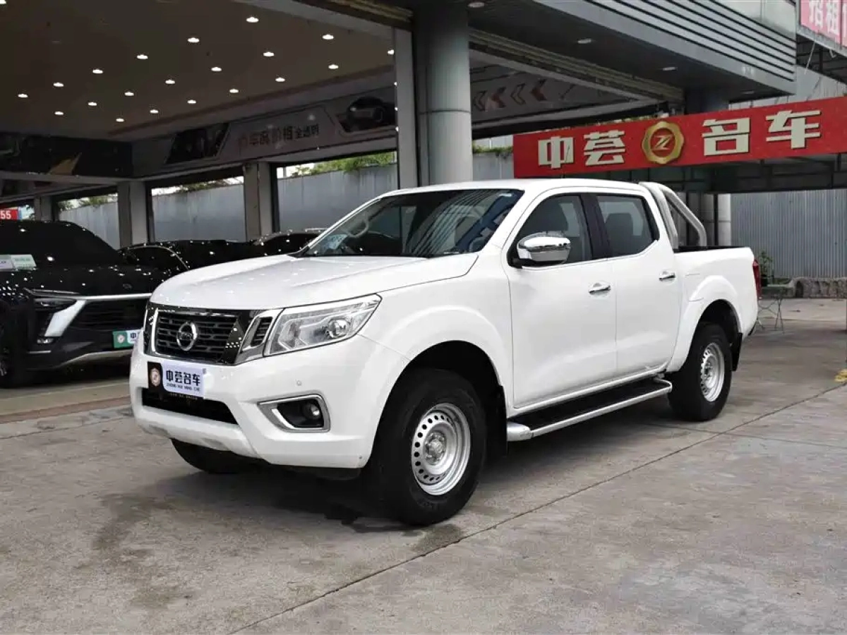 NISSAN NAVARA