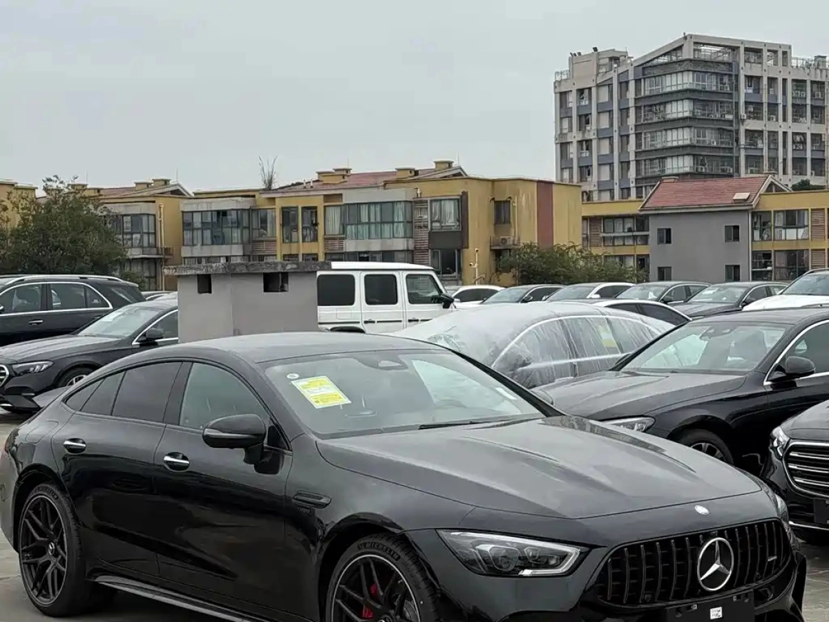 MERCEDES-BENZ AMG GT