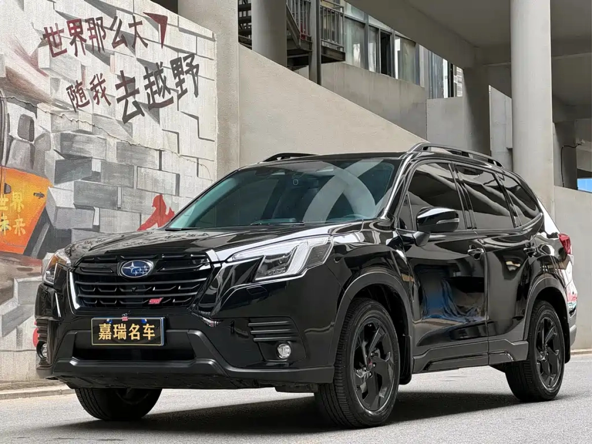 SUBARU FORESTER  2024