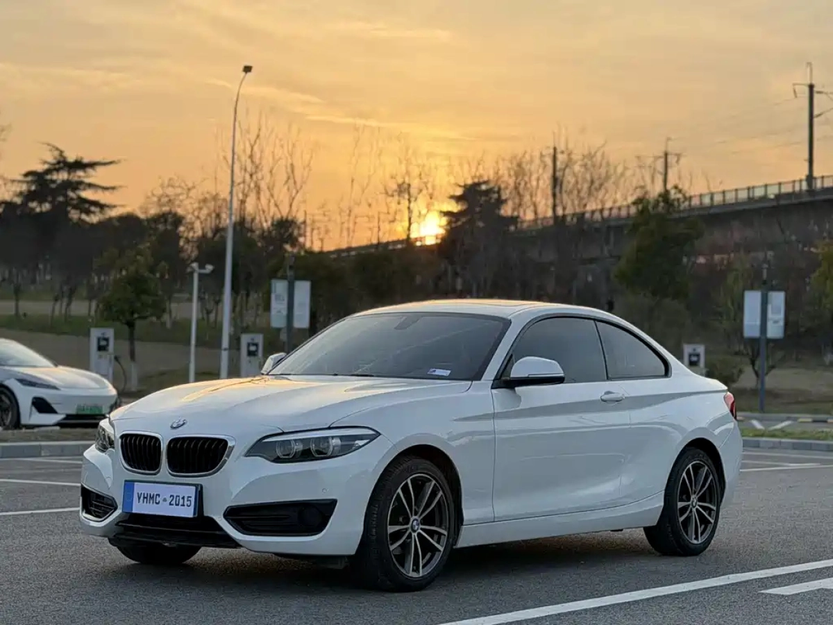 BMW 2 SERIES