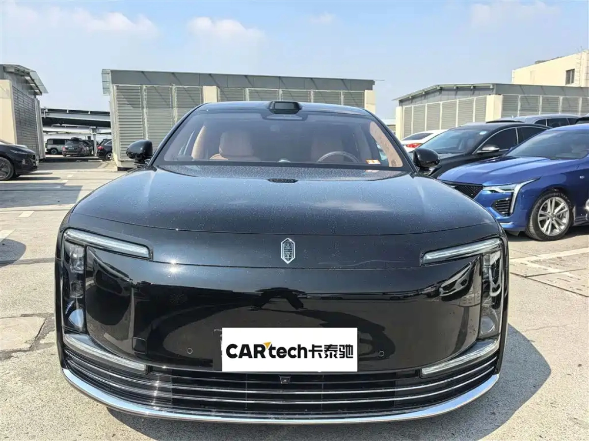 HUAWEI HIMA MAEXTRO S800  2025