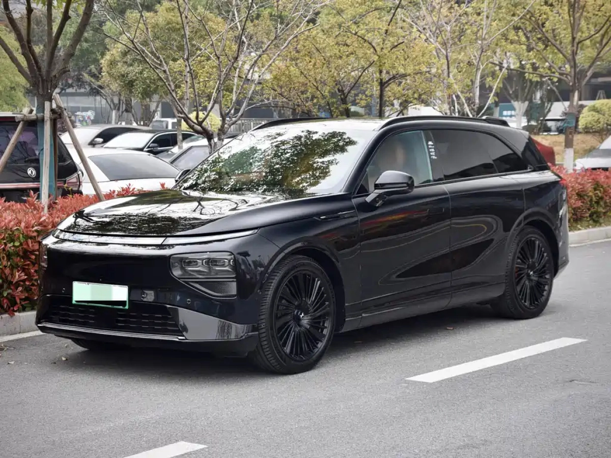 XPENG G9