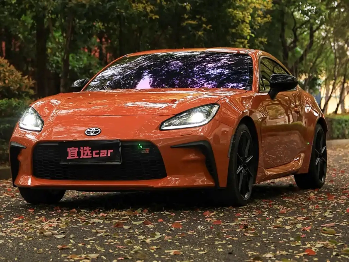 TOYOTA 86  2023