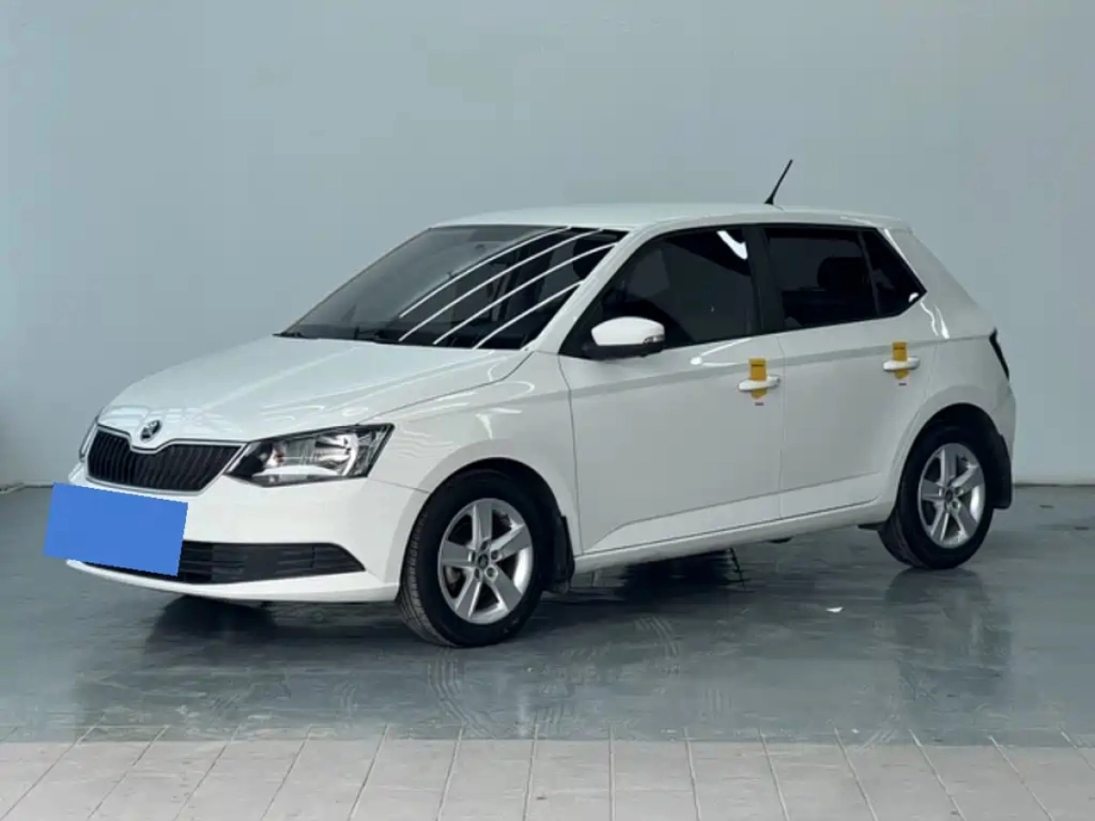 SKODA FABIA  2019