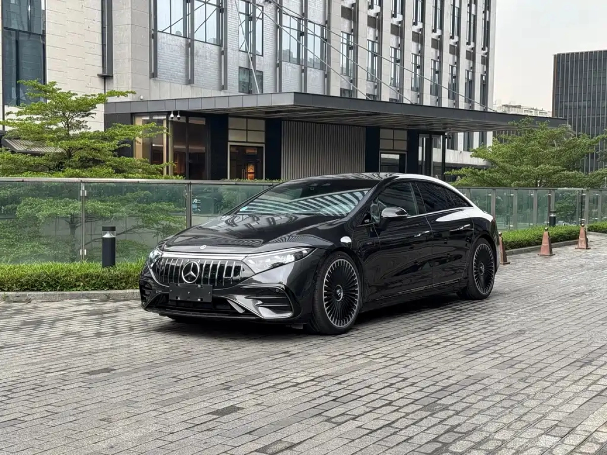 MERCEDES-BENZ EQS AMG