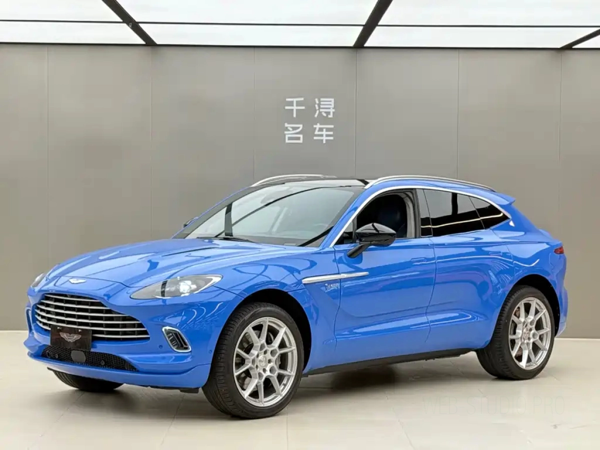 ASTON MARTIN DBX  2021