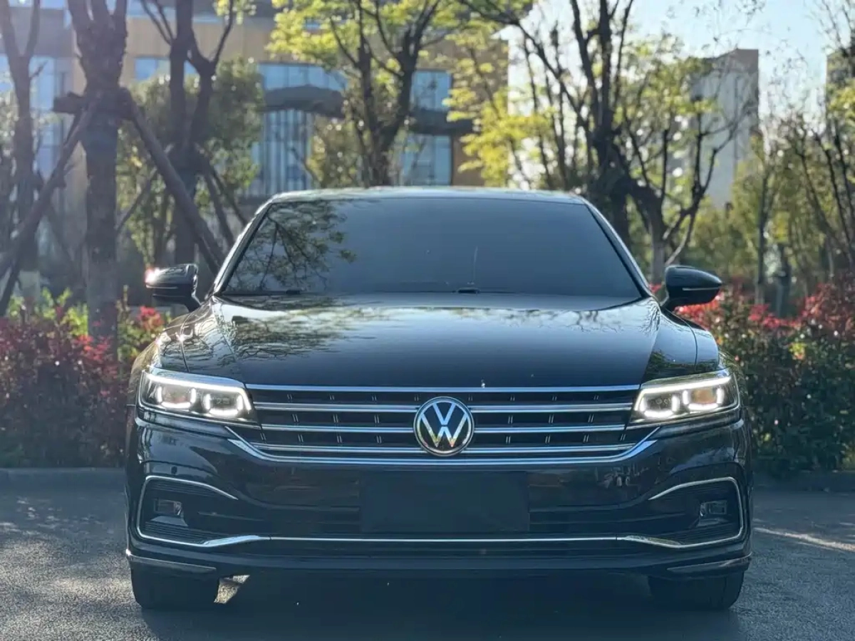 VOLKSWAGEN PHIDEON