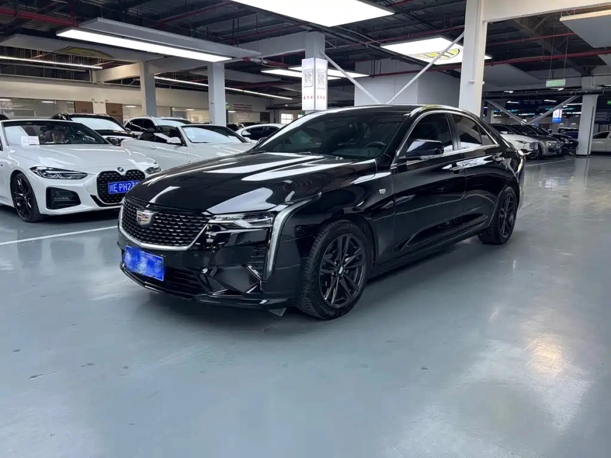 CADILLAC CT4  2022