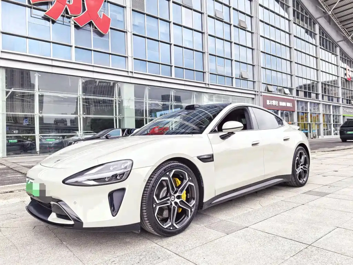 XIAOMI AUTO SU7  2025