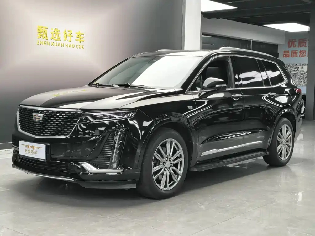 CADILLAC XT6