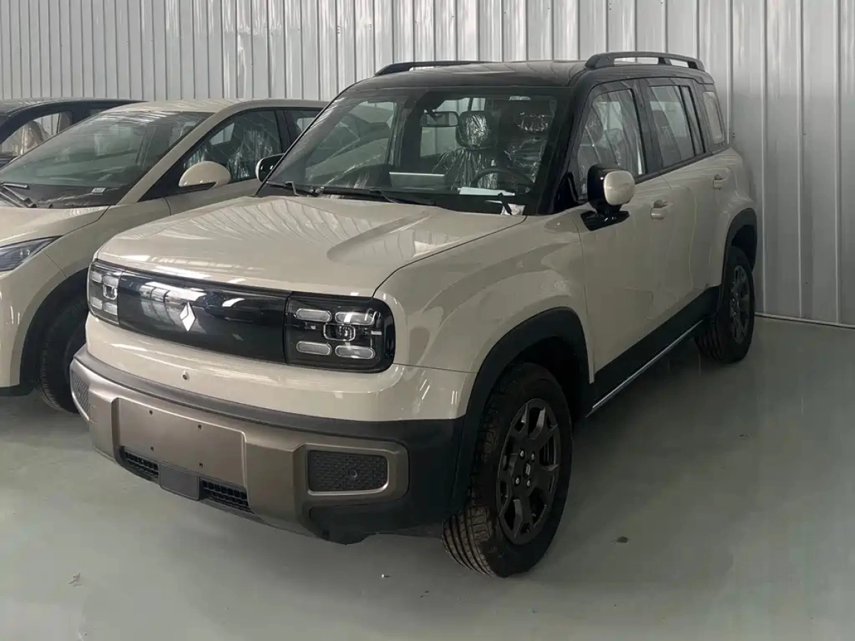 BAOJUN YUEYE PLUS  2025