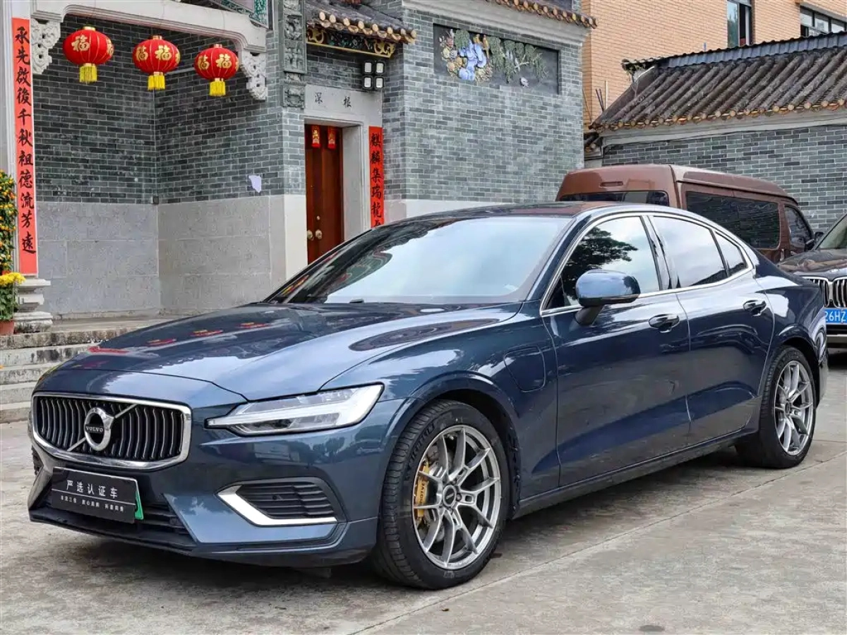 VOLVO S60 NEW ENERGY  2021