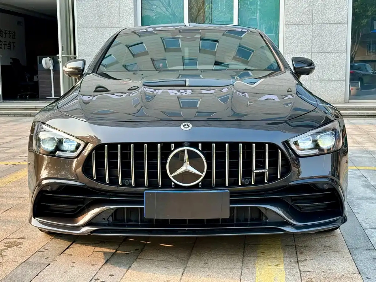 MERCEDES-BENZ AMG GT
