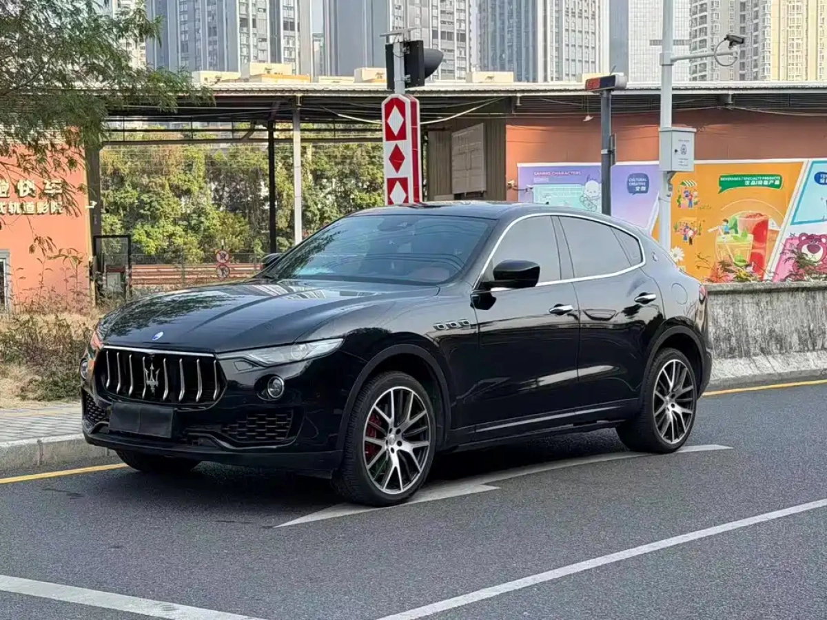 MASERATI LEVANTE  2019