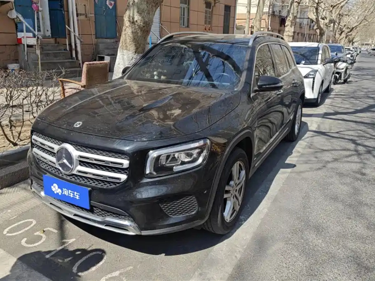 MERCEDES-BENZ GLB  2021