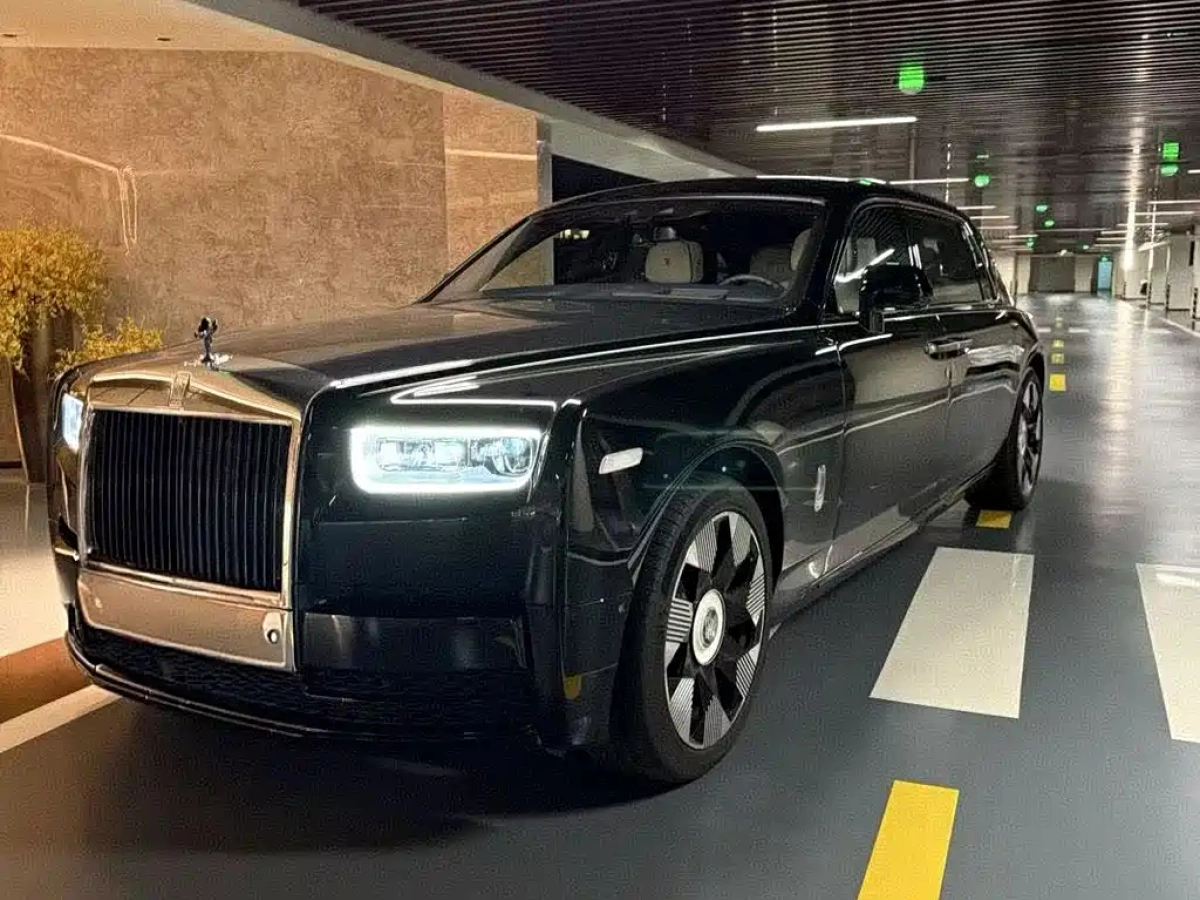 ROLLS ROYCE PHANTOM