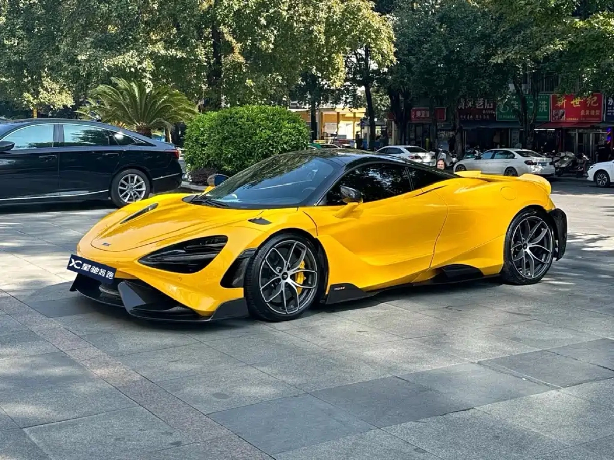 MCLAREN 720S  2021