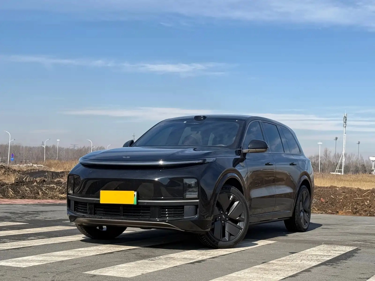 LI AUTO L9  2026