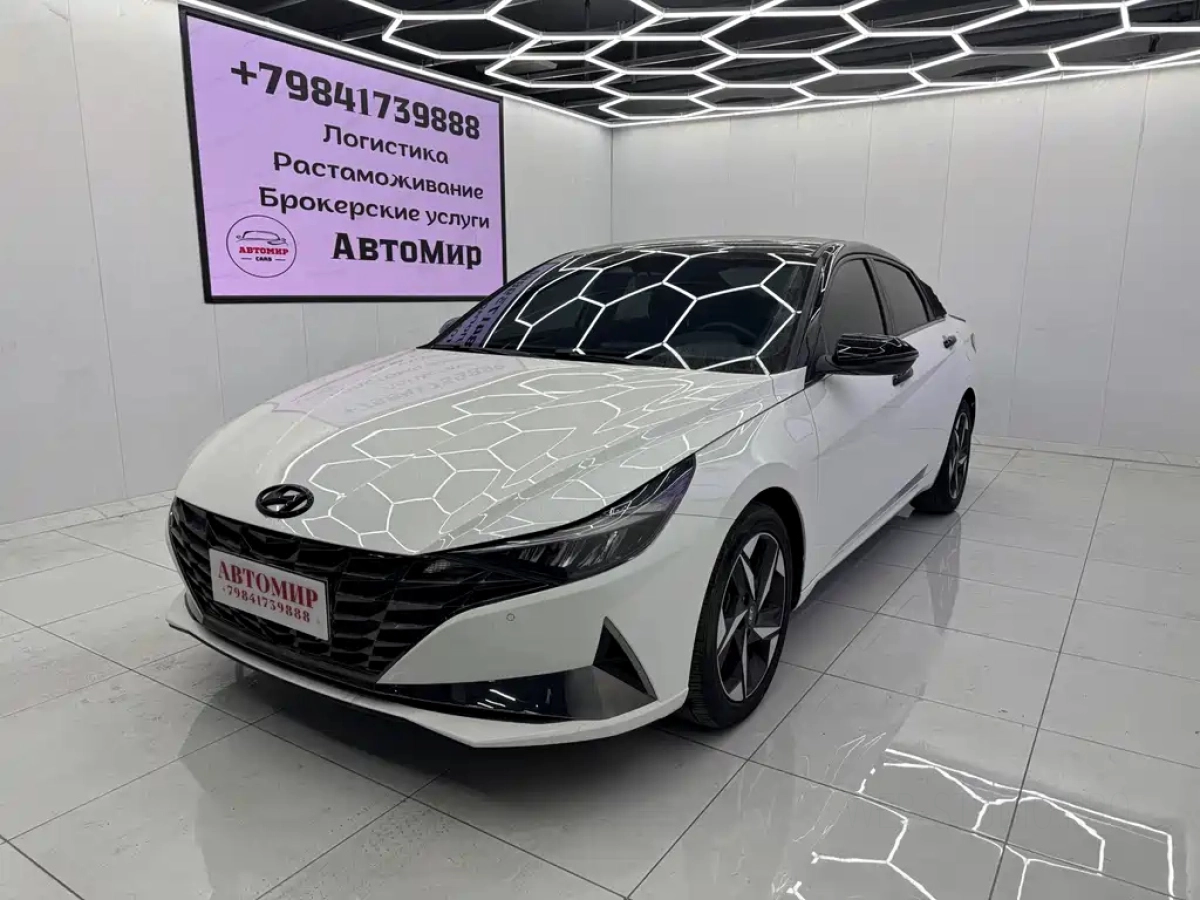 HYUNDAI ELANTRA  2023