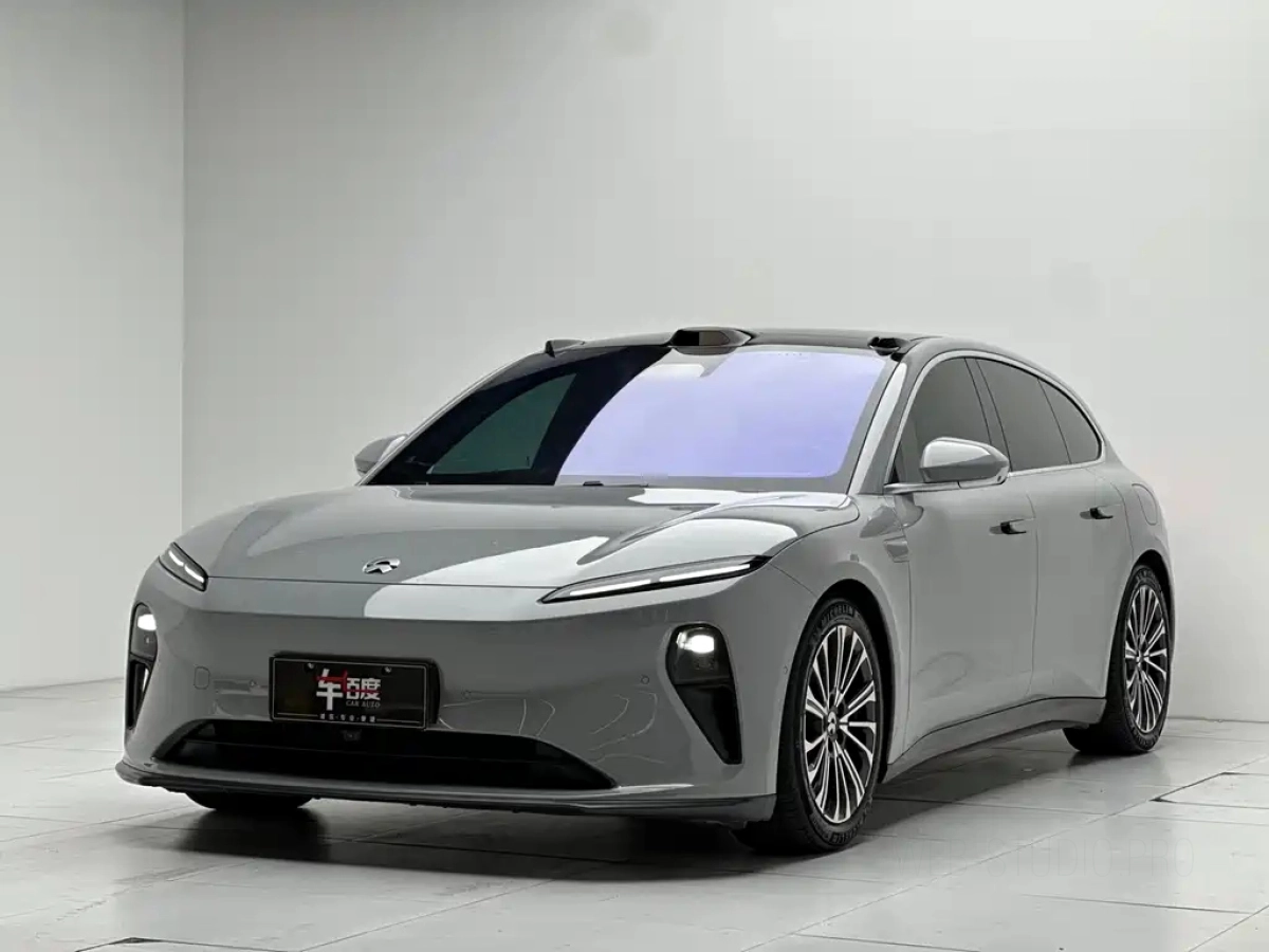 NIO ET5T