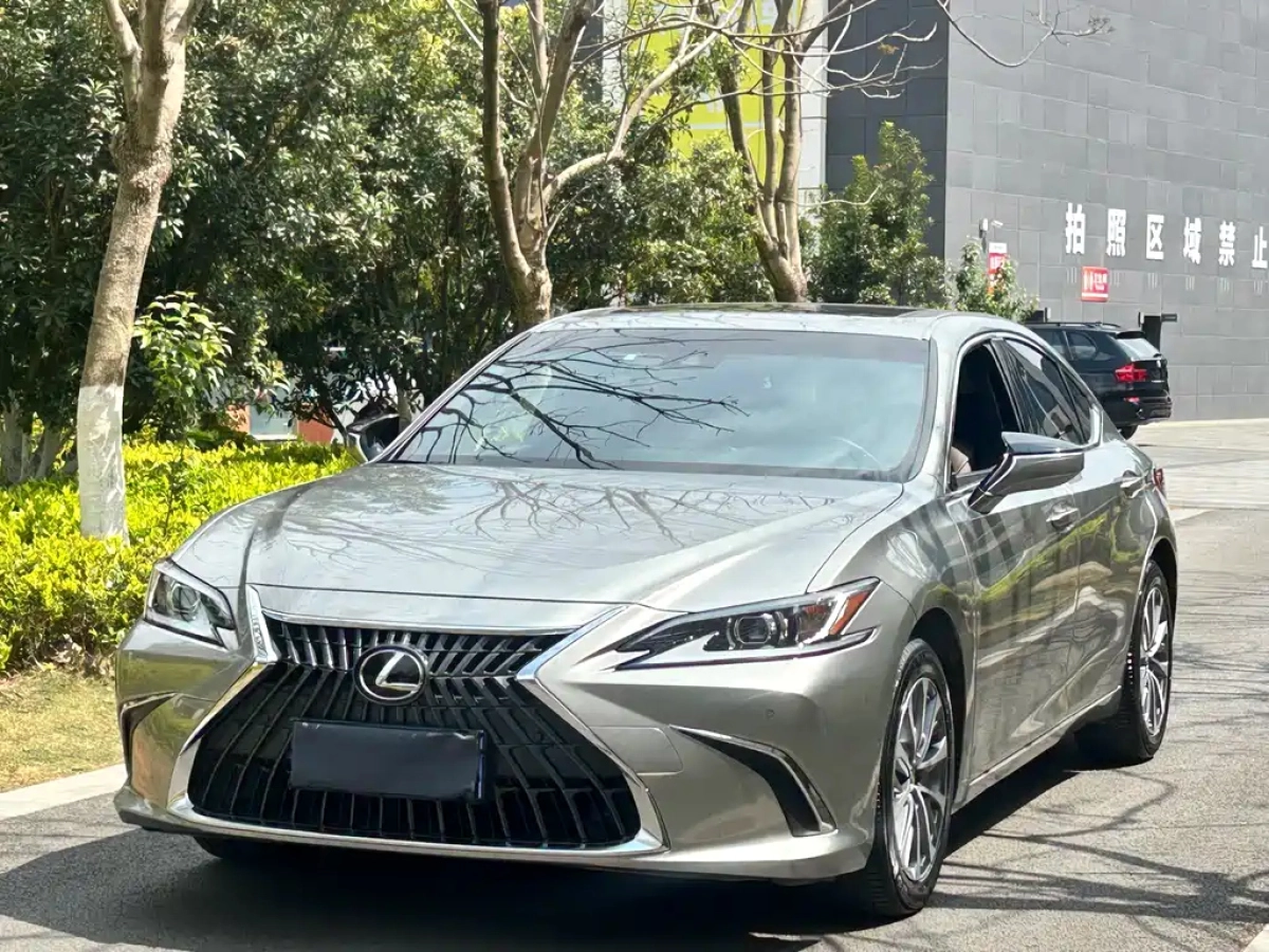 LEXUS ES  2022