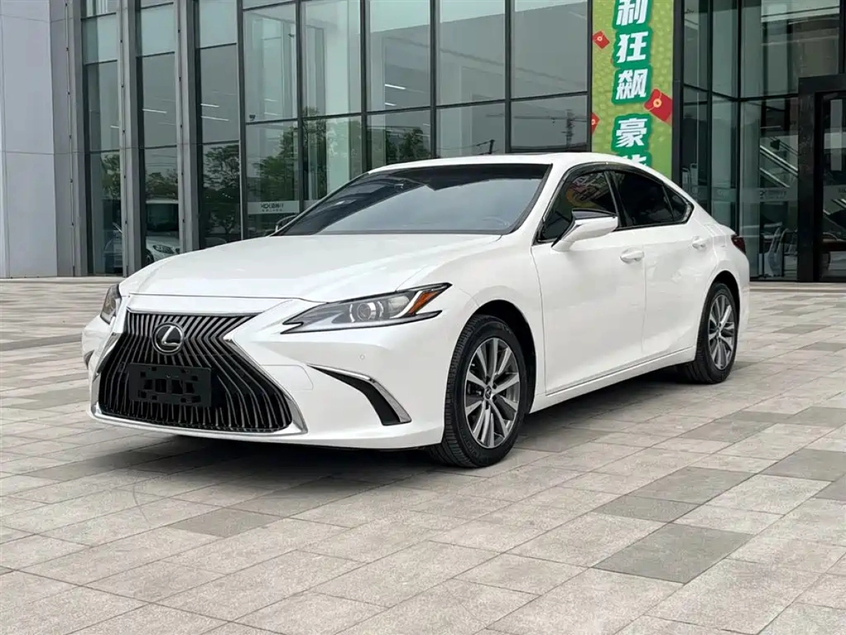 LEXUS ES  2021
