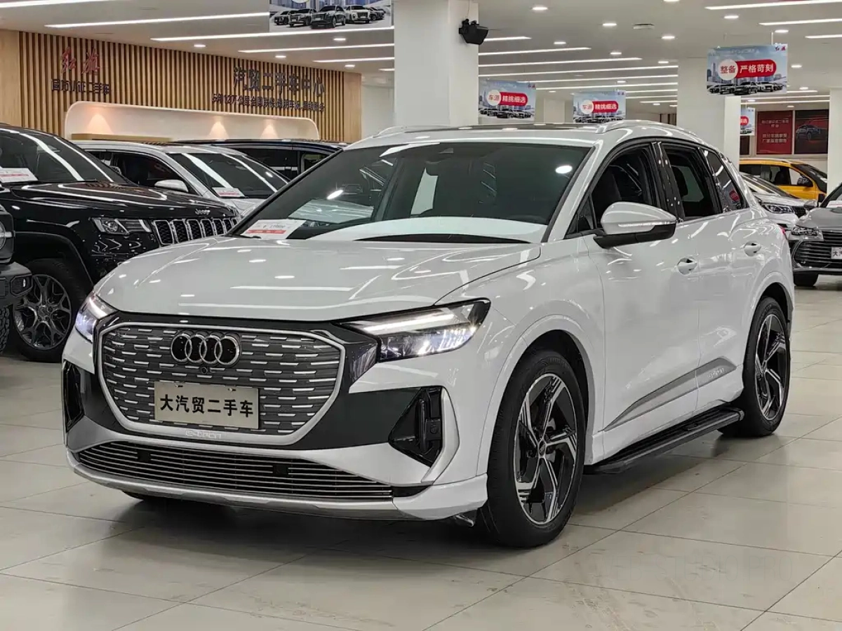 AUDI Q4 E-TRON  2023