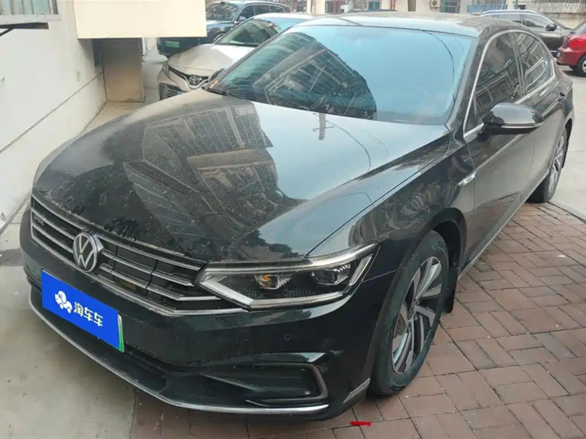 VOLKSWAGEN MAGOTAN GTE PLUG-IN HYBRID HY  2024