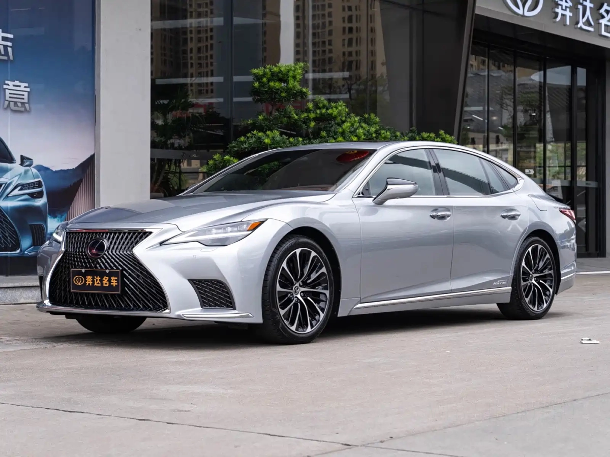 LEXUS LS  2021
