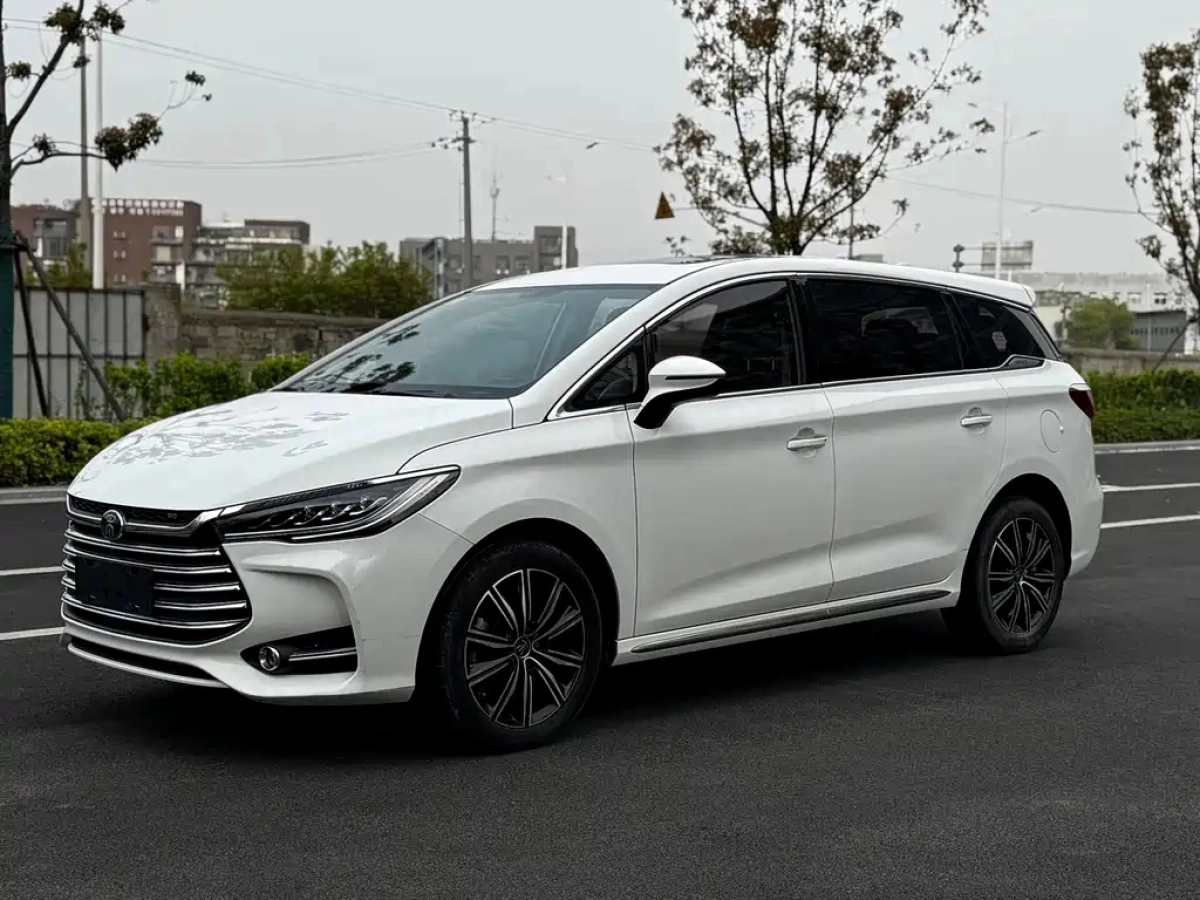 BYD SONG MAX NEW ENERGY  2021