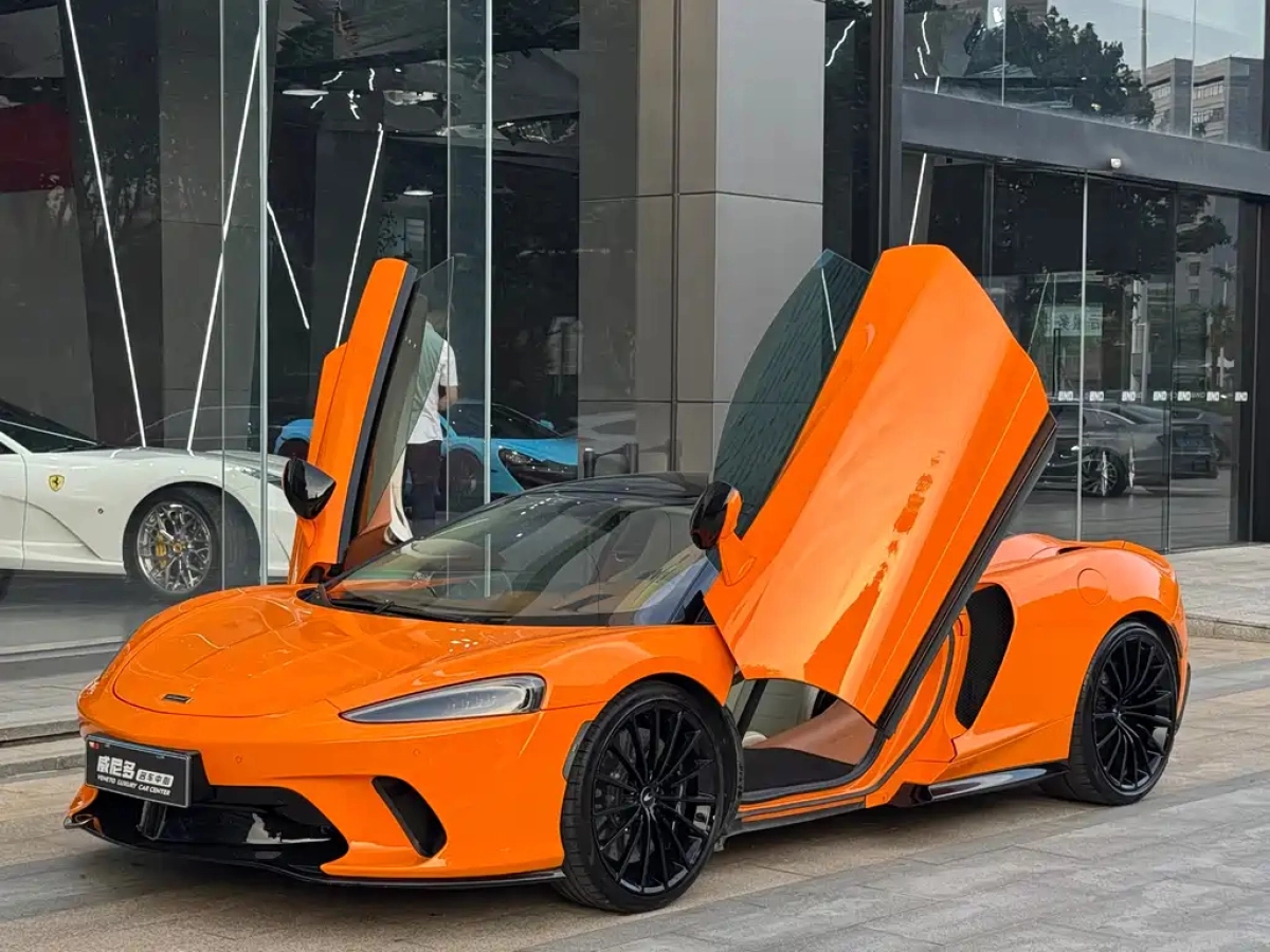 MCLAREN GT  2022