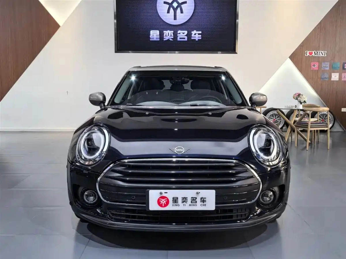 MINI CLUBMAN
