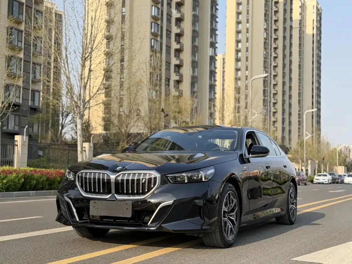 BMW I5