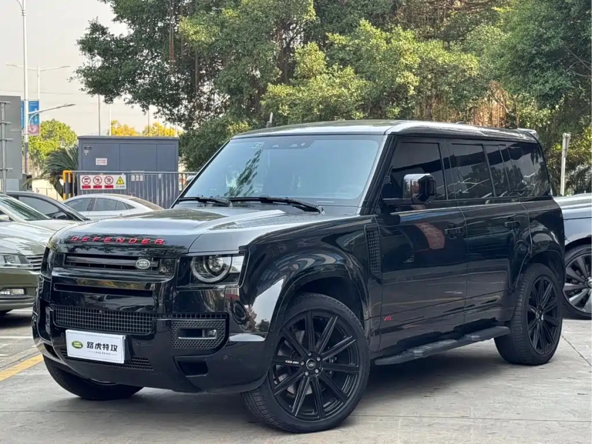 LAND ROVER DEFENDER  2023