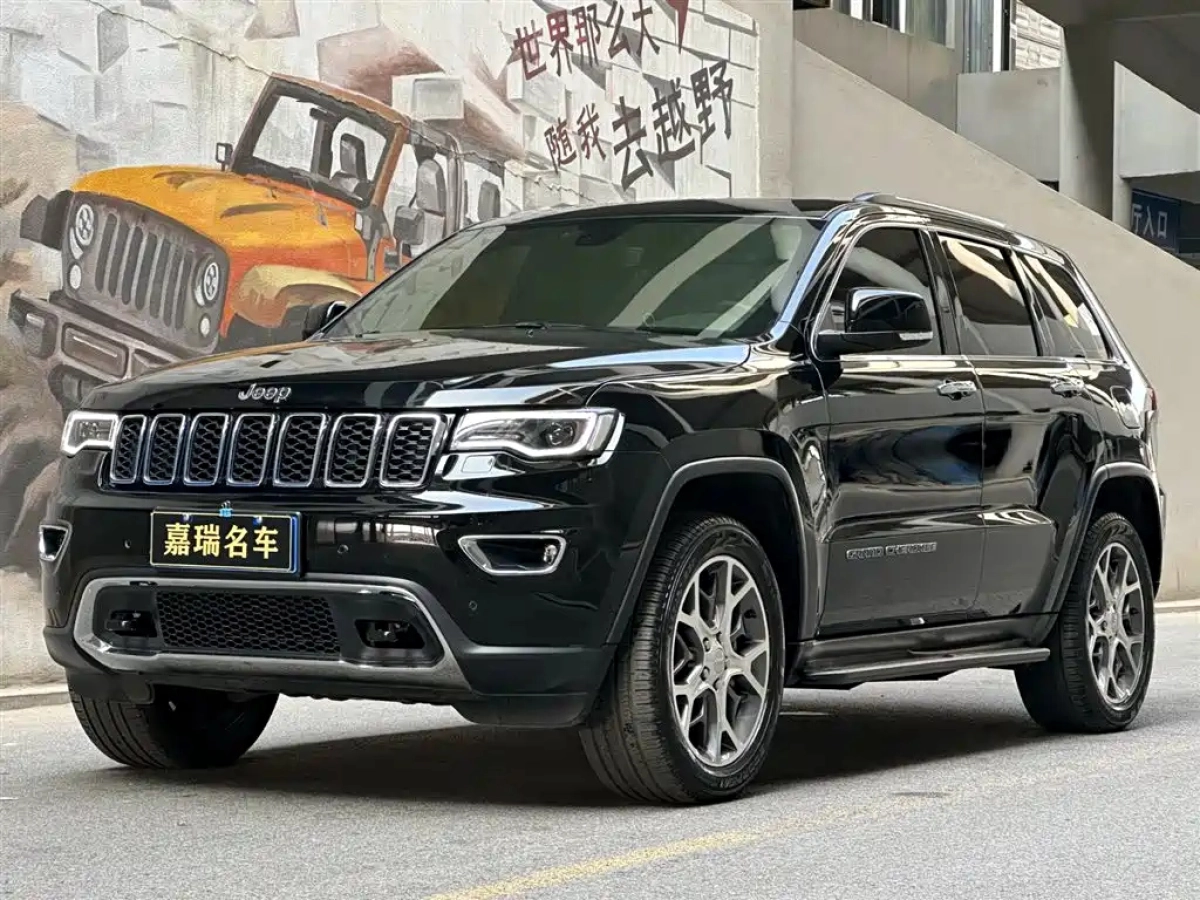 JEEP GRAND CHEROKEE  2022