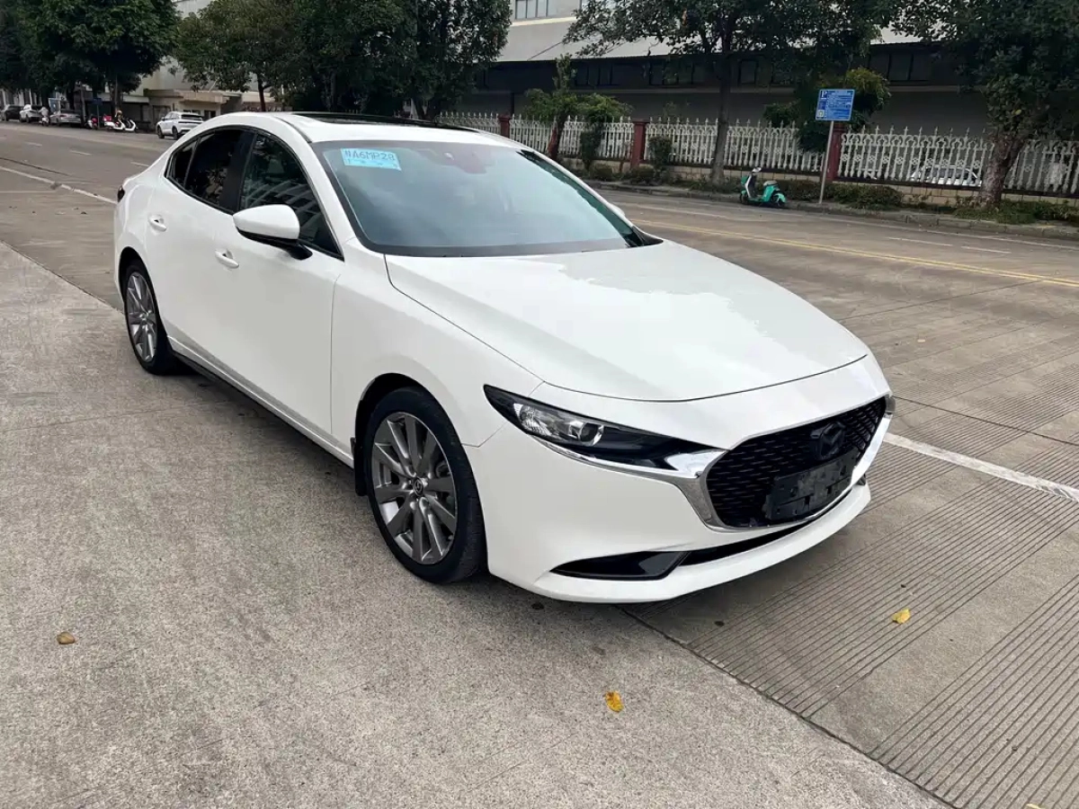 MAZDA 3 AXELA