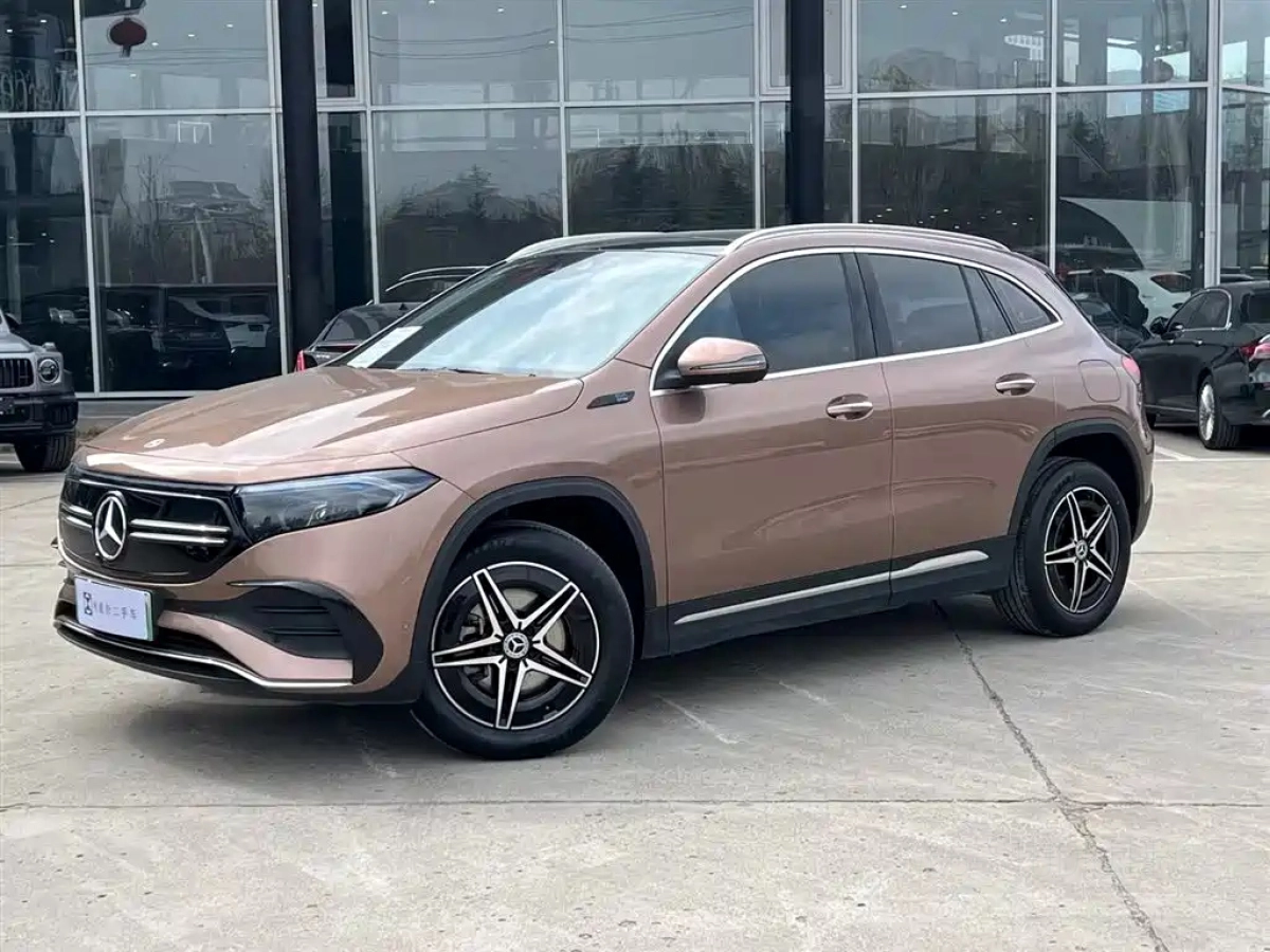 MERCEDES-BENZ EQA  2022