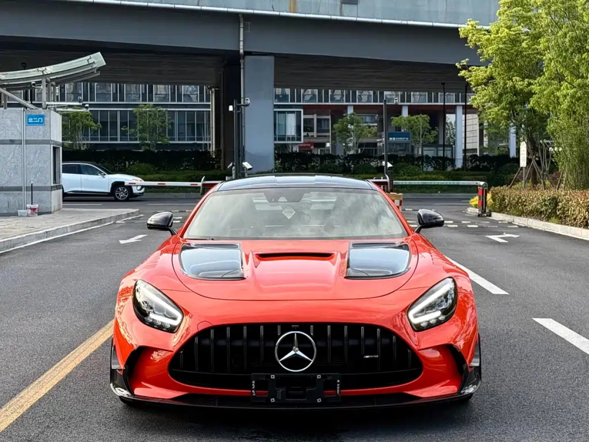 MERCEDES-BENZ AMG GT  2023