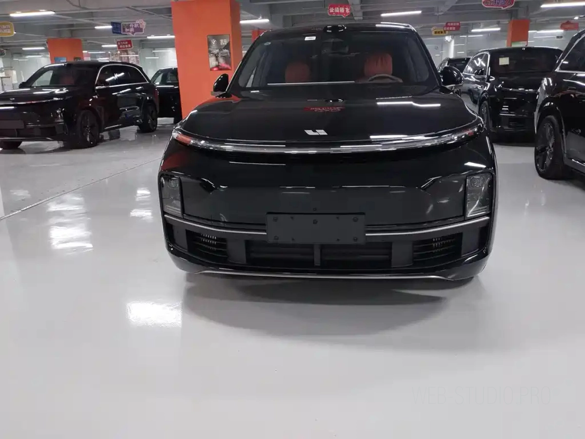LI AUTO L8  2026
