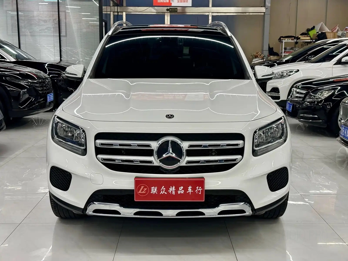 MERCEDES-BENZ GLB  2020