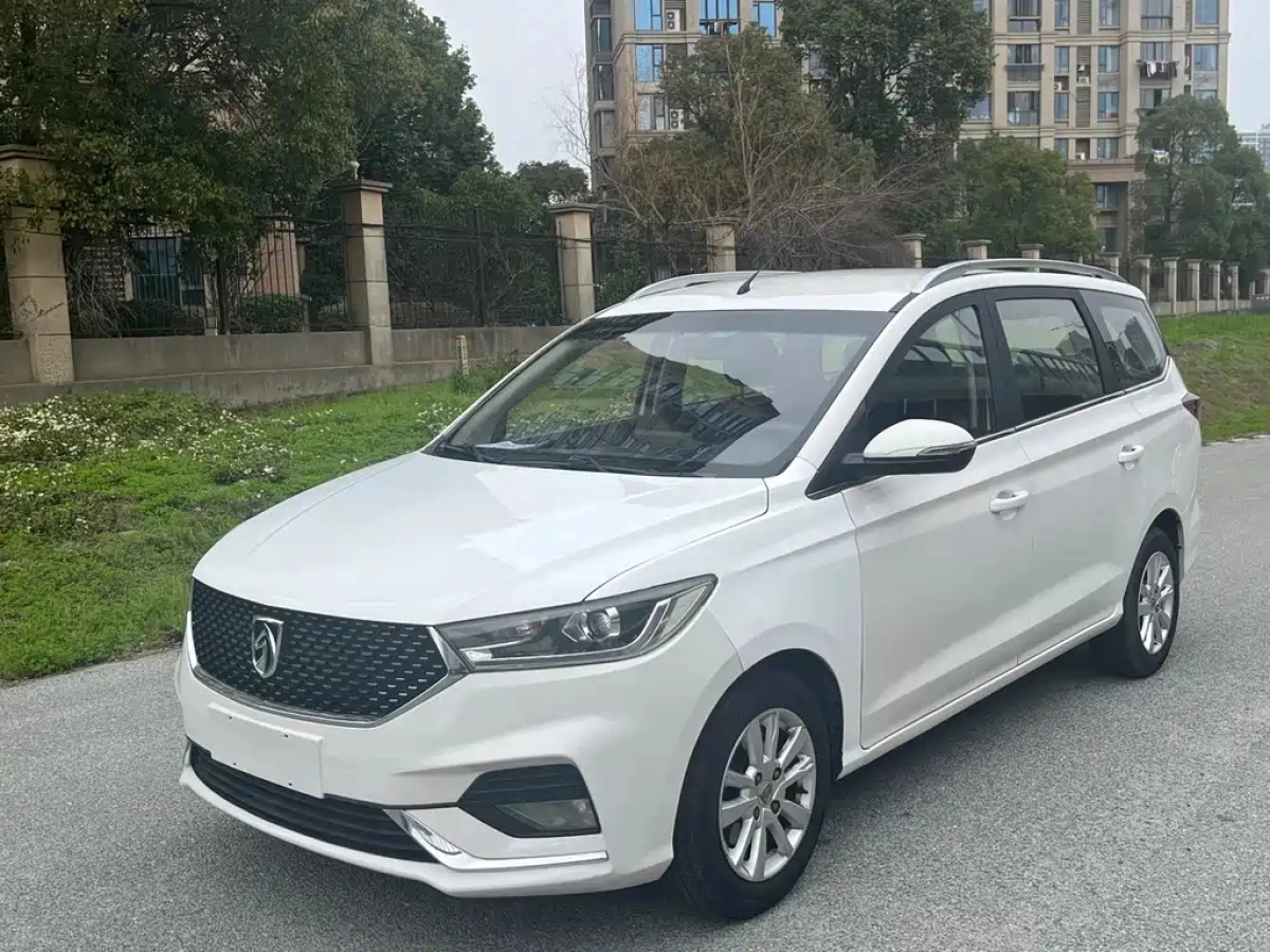 BAOJUN 360