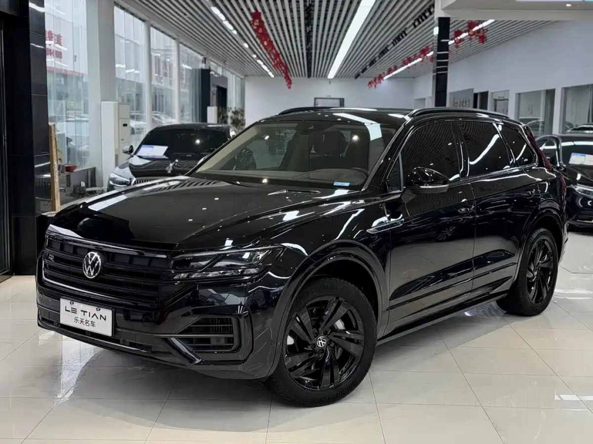 VOLKSWAGEN TOUAREG
