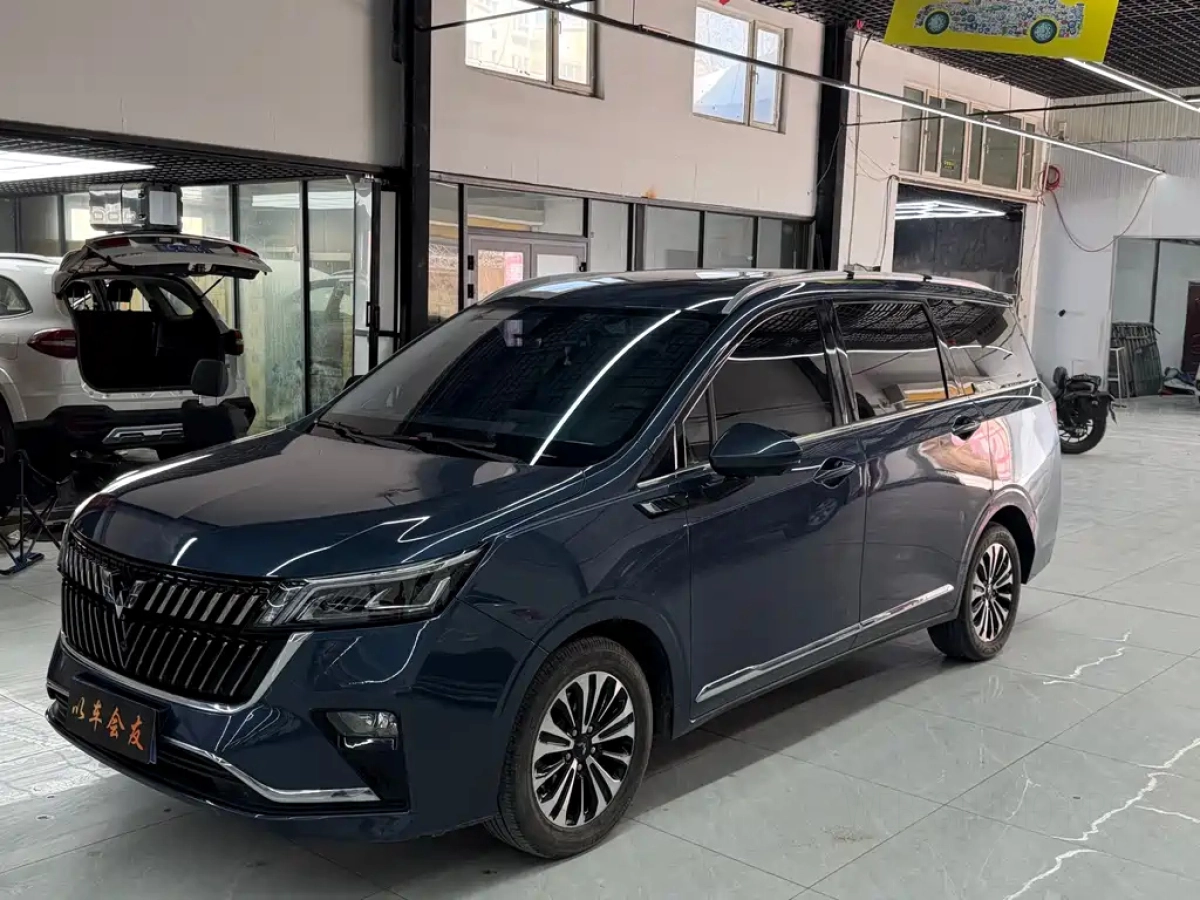 WULING JIACHEN  2022