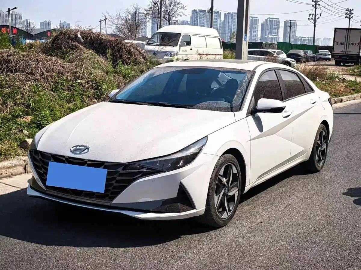 HYUNDAI ELANTRA  2022